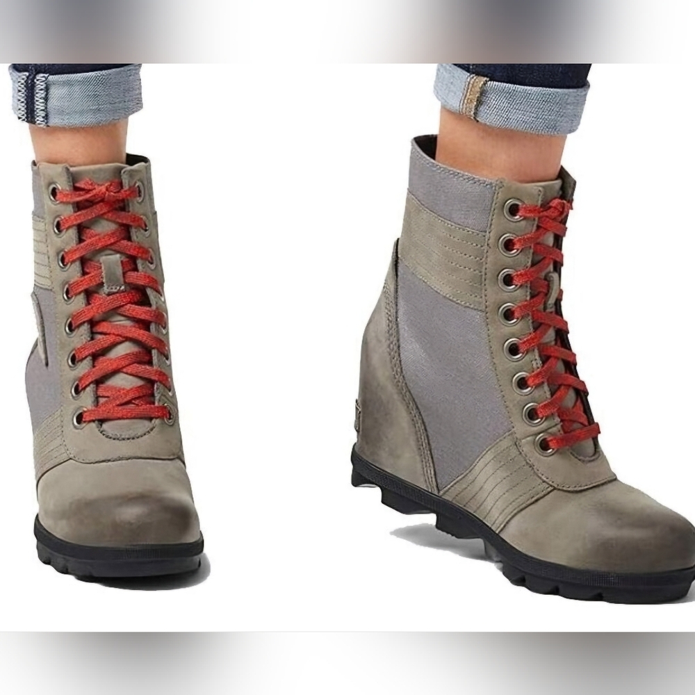 Sorrel Women  Lexi Wedge Bootie   Grren  Gray and Red Lace-Up Boot  Size 10